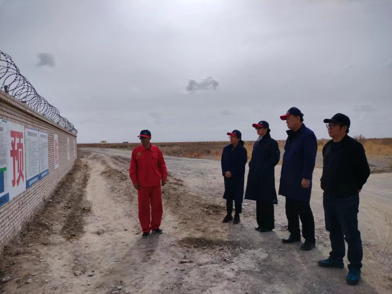 集團(tuán)黨委書記赴格爾木民爆庫(kù)開(kāi)展調(diào)研慰問(wèn)