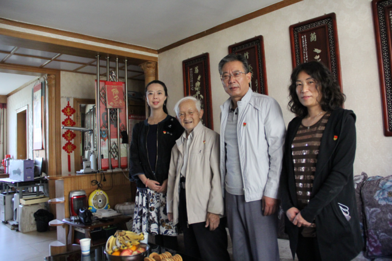 中共青海省第三建筑工程有限公司支部委員會(huì)開展&ldquo;走訪慰問暖人心，紅色精神永傳承&rdquo;活動(dòng)