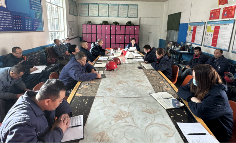 對(duì)標(biāo)對(duì)表新要求 主動(dòng)作為抓落實(shí)&mdash;&mdash;物產(chǎn)工投公司紀(jì)委召開(kāi)學(xué)習(xí)貫徹中紀(jì)委、省紀(jì)委二次全會(huì)精神專題會(huì)議暨節(jié)前廉政教育警示會(huì)