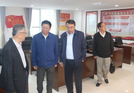 青海省副省長、省國資委黨委書記、主任王黎明，蒞臨省物產(chǎn)集團調(diào)研指導(dǎo)工作