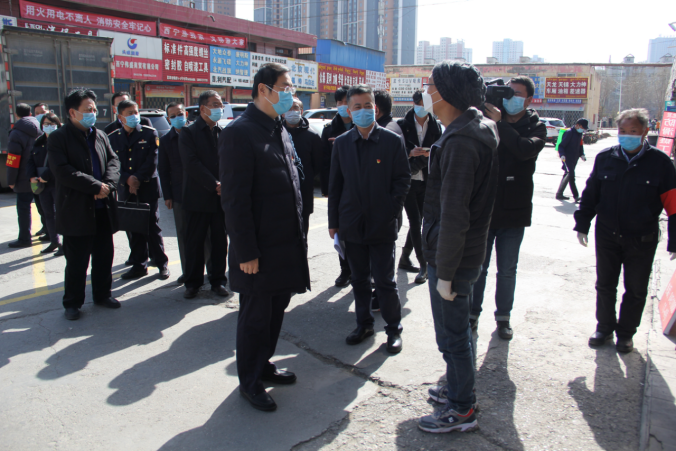 省委常委、西寧市委書(shū)記王曉同志赴物產(chǎn)三建汽配市場(chǎng)督導(dǎo)疫情防控暨復(fù)工復(fù)業(yè)工作