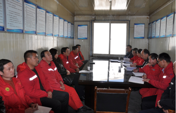 平安春節(jié)、安全先行